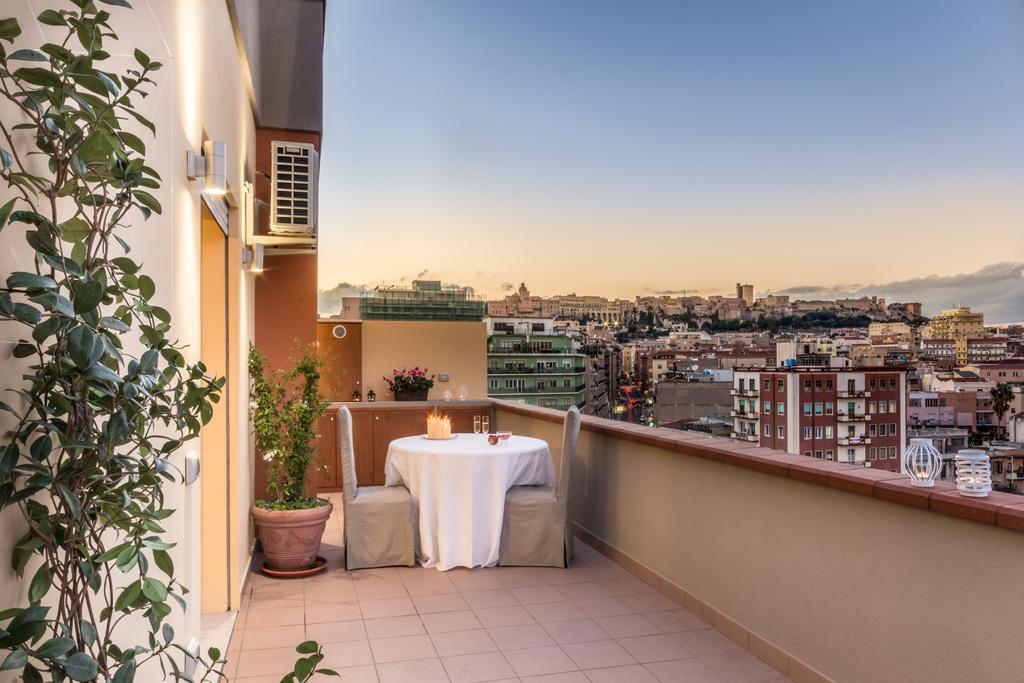 Apartamento Elafi Penthouse Cagliari Exterior foto