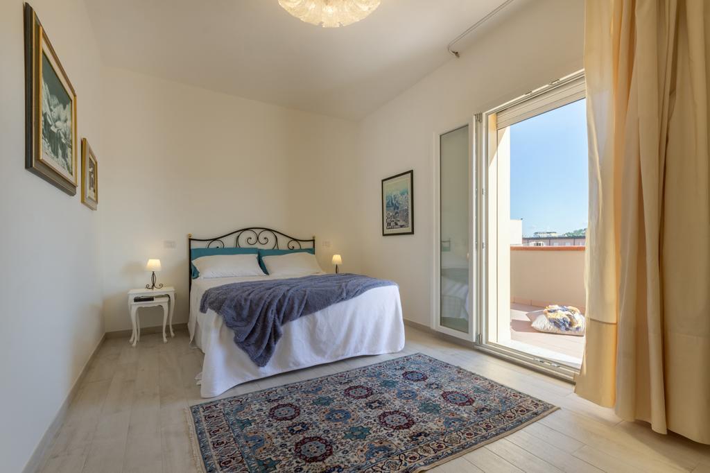 Apartamento Elafi Penthouse Cagliari Exterior foto