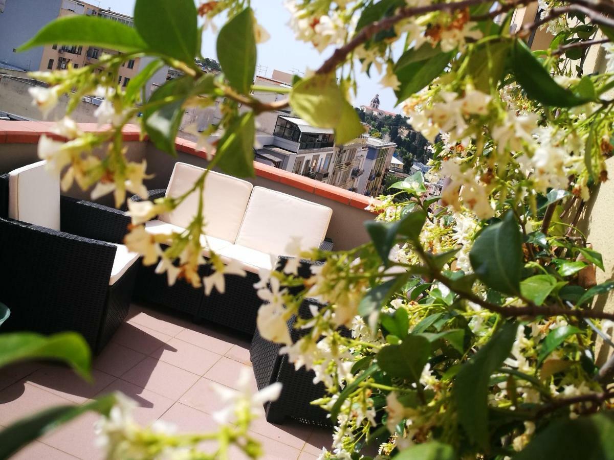 Apartamento Elafi Penthouse Cagliari Exterior foto